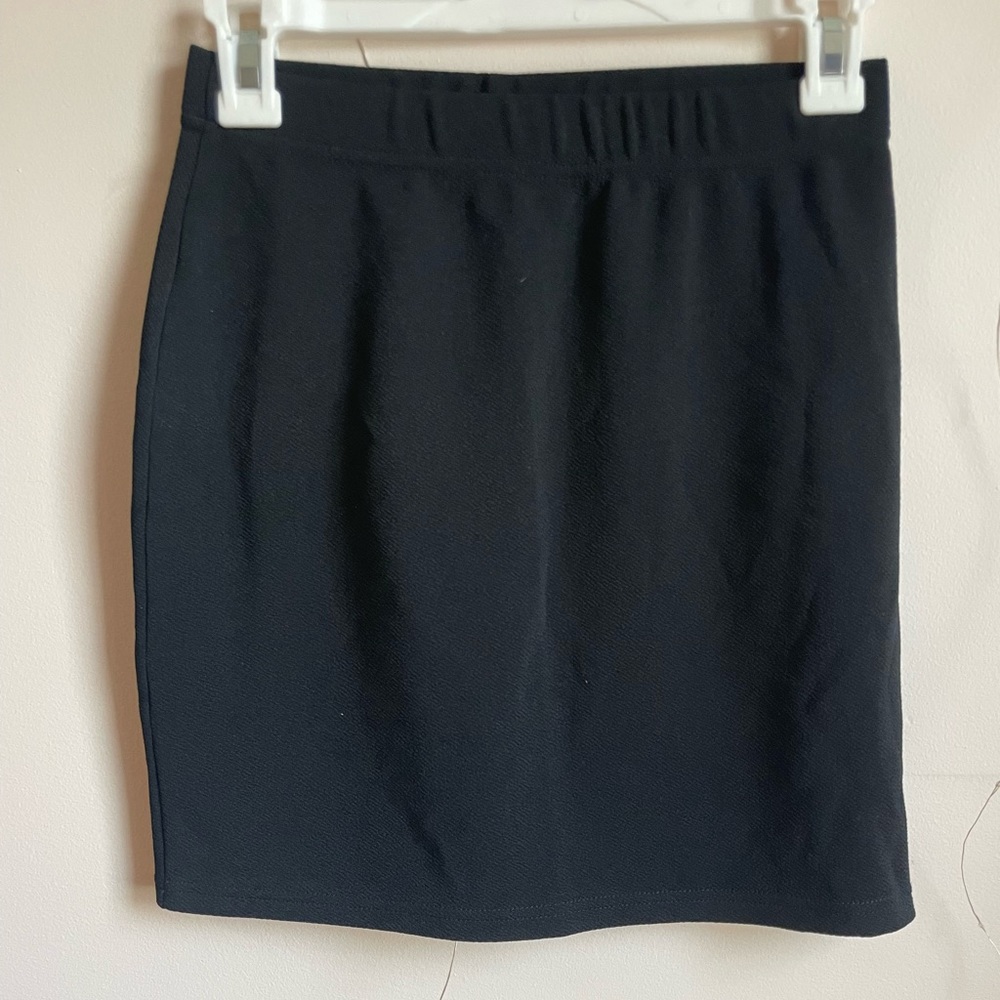 Back Mini Skirt